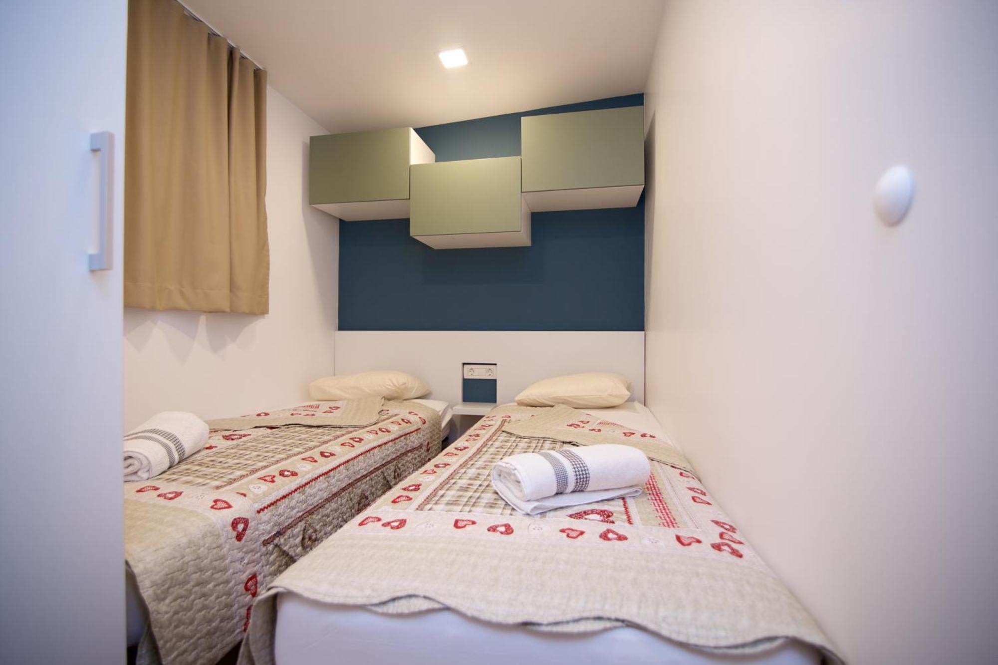 Tomica Apartments With Pool Biograd Na Moru Esterno foto