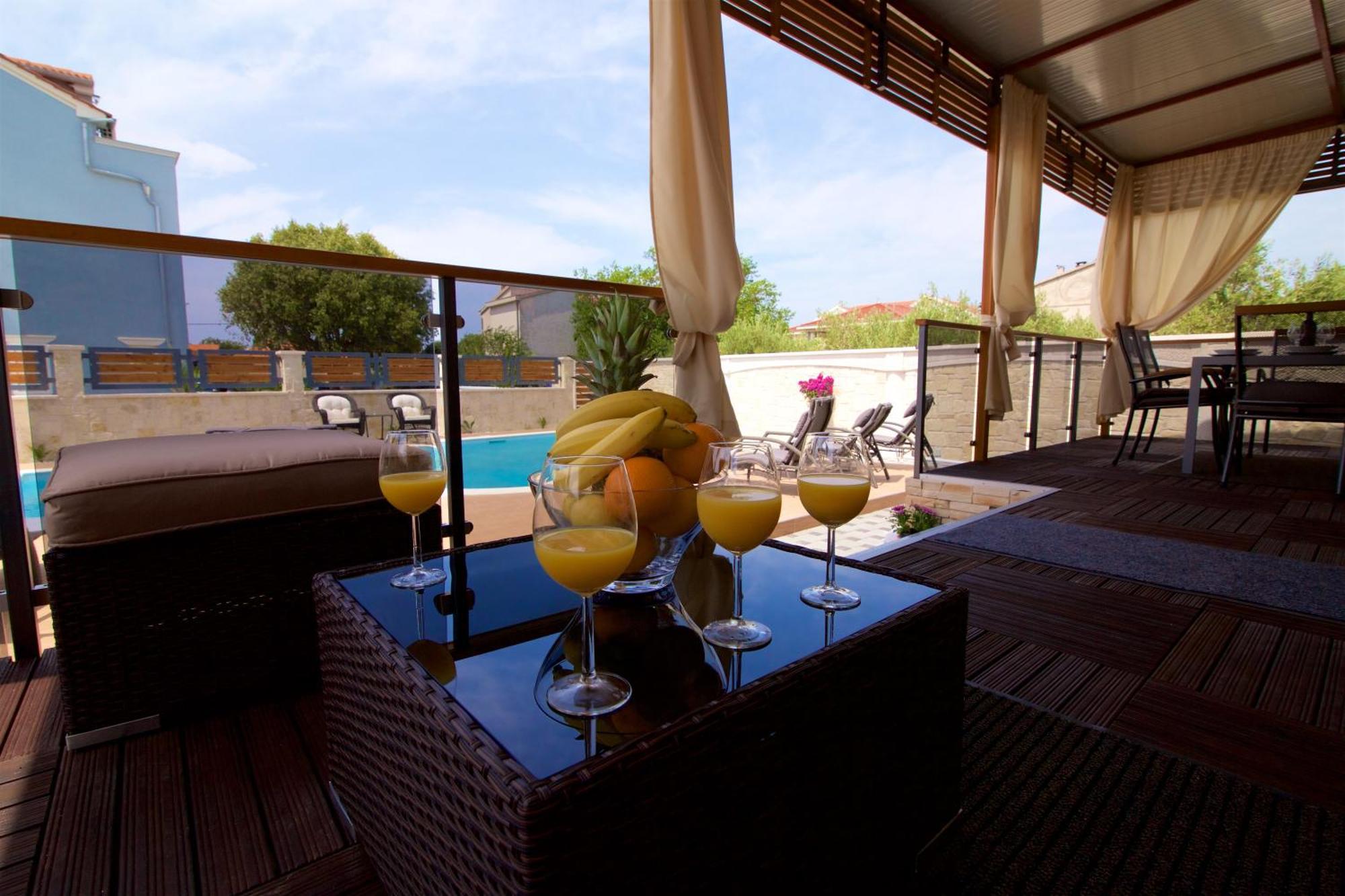 Tomica Apartments With Pool Biograd Na Moru Esterno foto