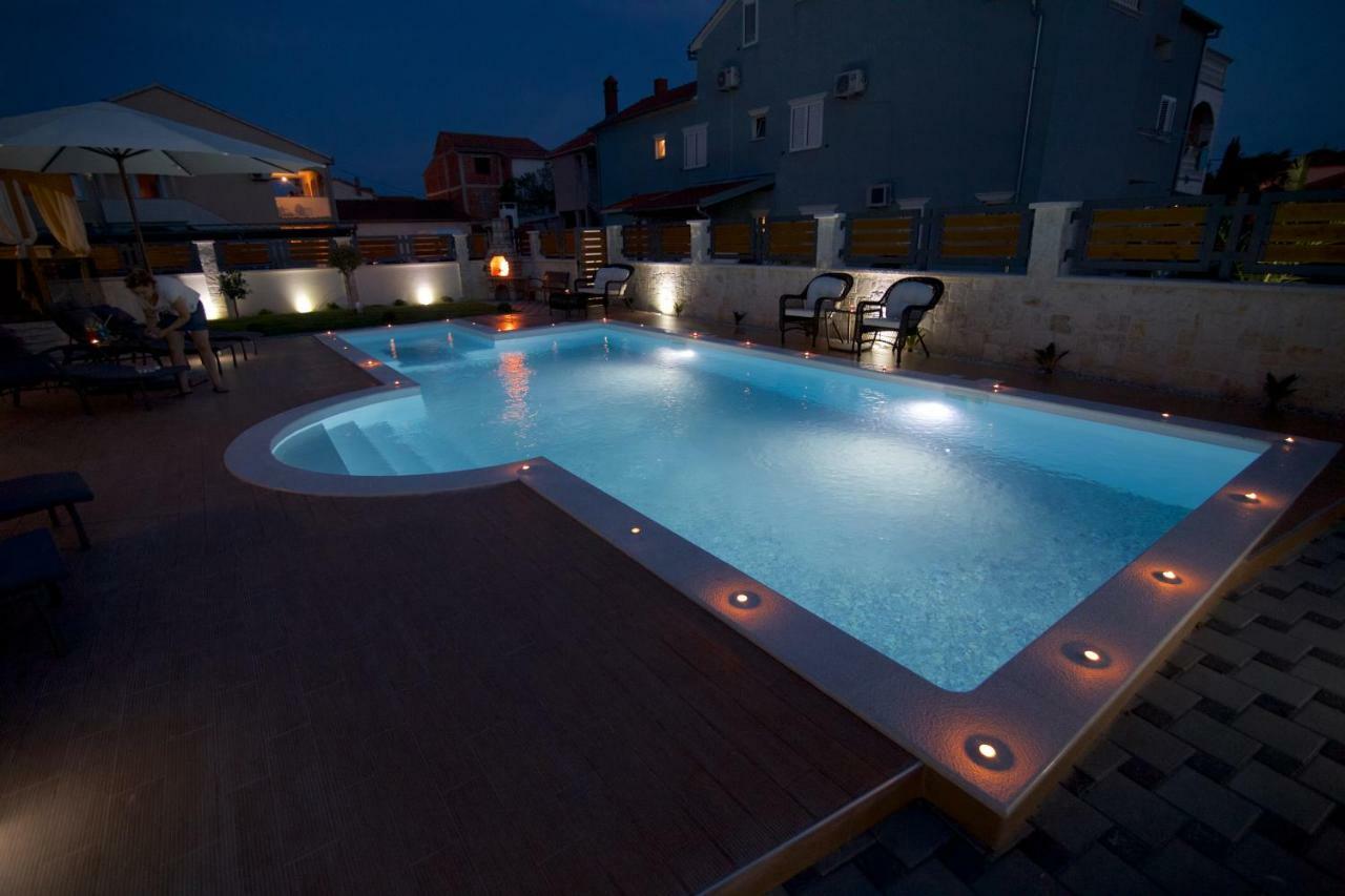 Tomica Apartments With Pool Biograd Na Moru Esterno foto